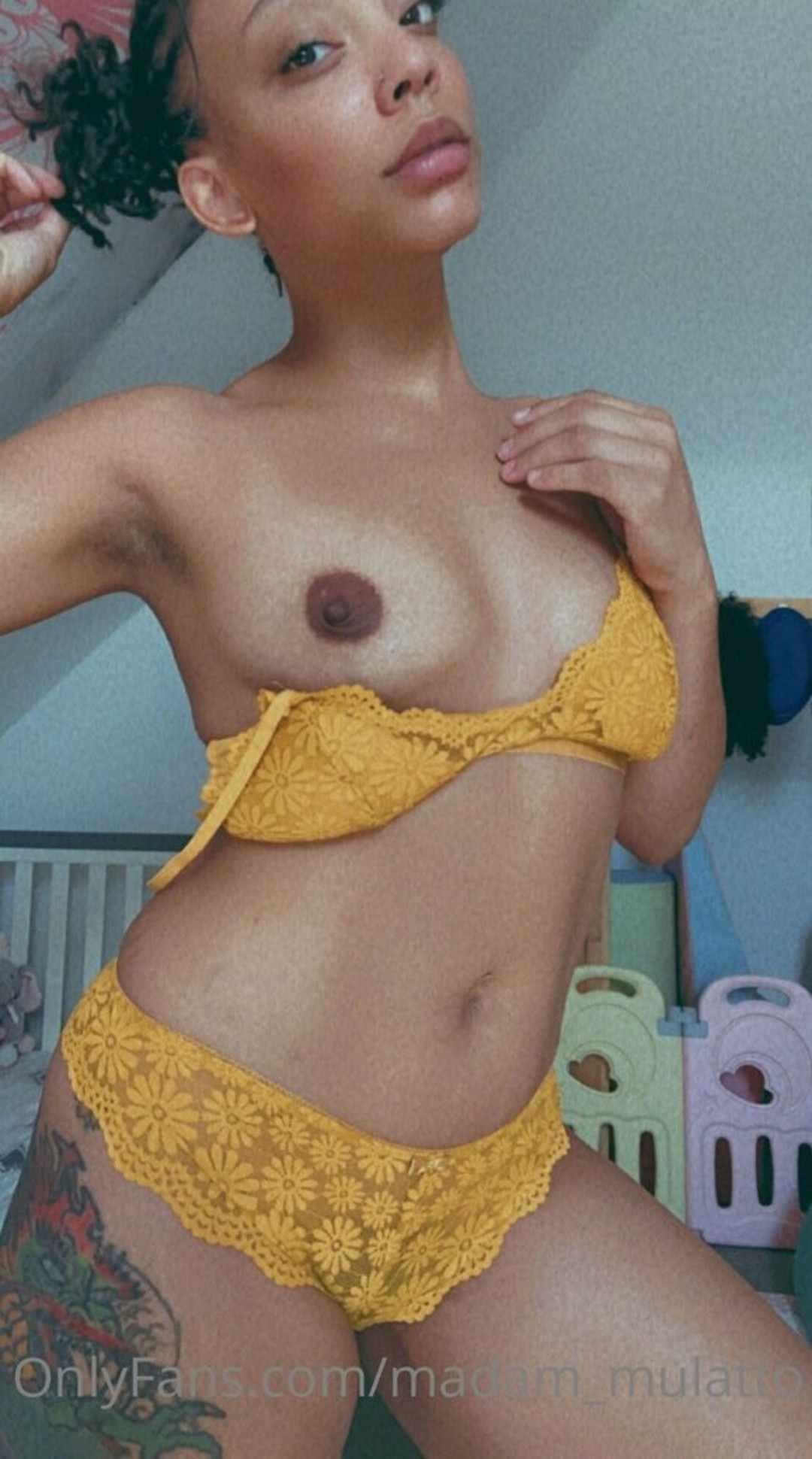 Foto desnuda filtrada de OnlyFans de Madammulatto #41 Foto desnuda filtrada de OnlyFans de Madammulatto #41