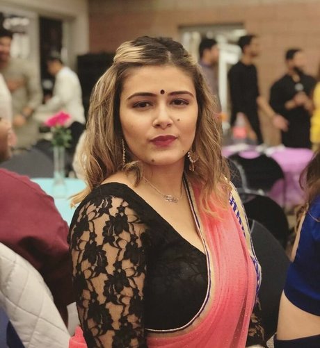 Foto desnuda filtrada de OnlyFans de Akankshya Rijal