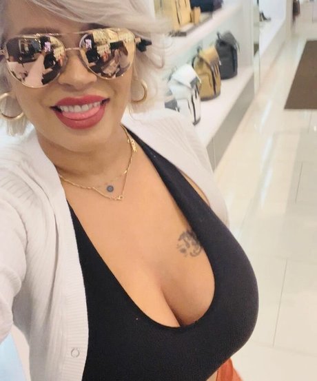 Myra La Chula
