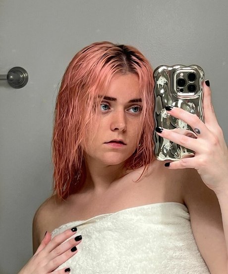 Foto desnuda filtrada de OnlyFans de Erin Dougal