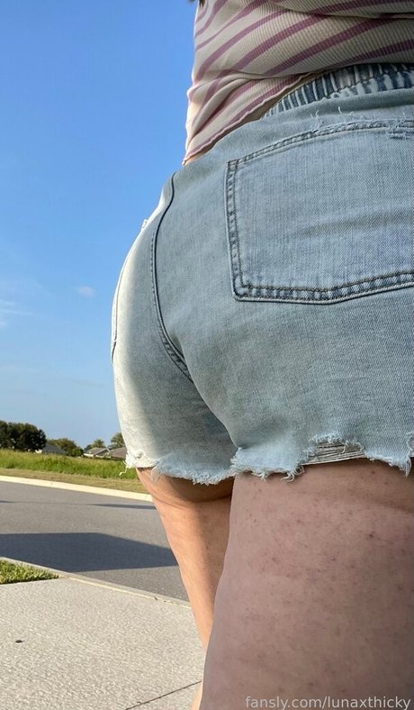 Foto desnuda filtrada de OnlyFans de Lunaxthicky