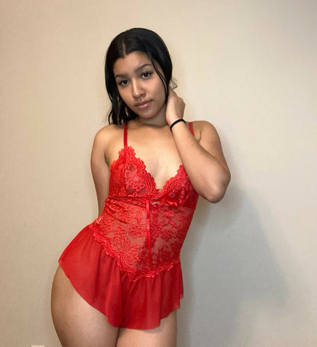 Niya Santia