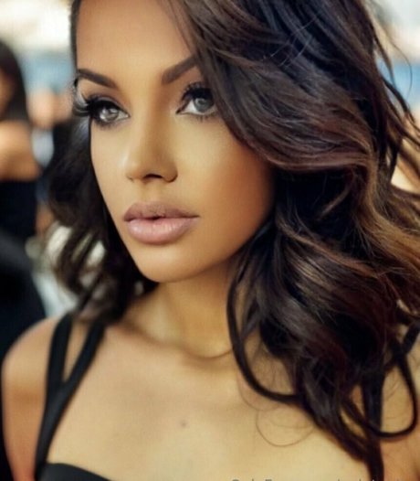 Tahlia Zavala