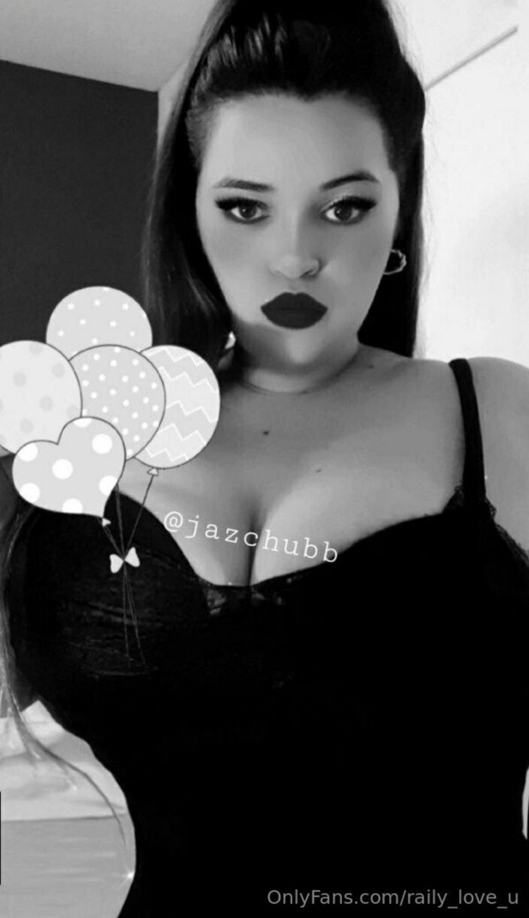 Foto desnuda filtrada de OnlyFans de Railyloveu #202 Foto desnuda filtrada de OnlyFans de Railyloveu #202