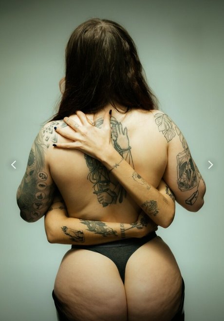 Foto desnuda filtrada de OnlyFans de Angie Berbuer