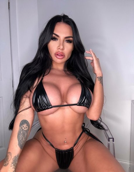 Foto desnuda filtrada de OnlyFans de Amber Jasmine