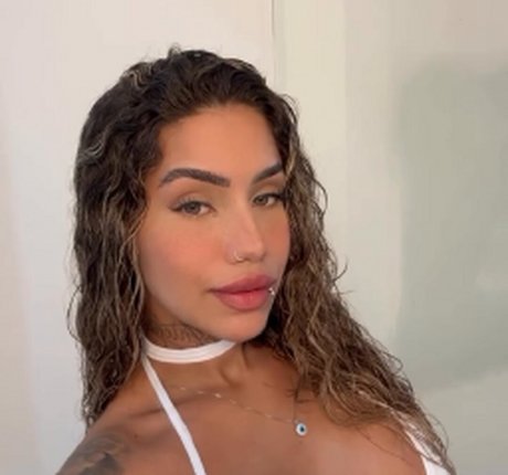 Carol Santos
