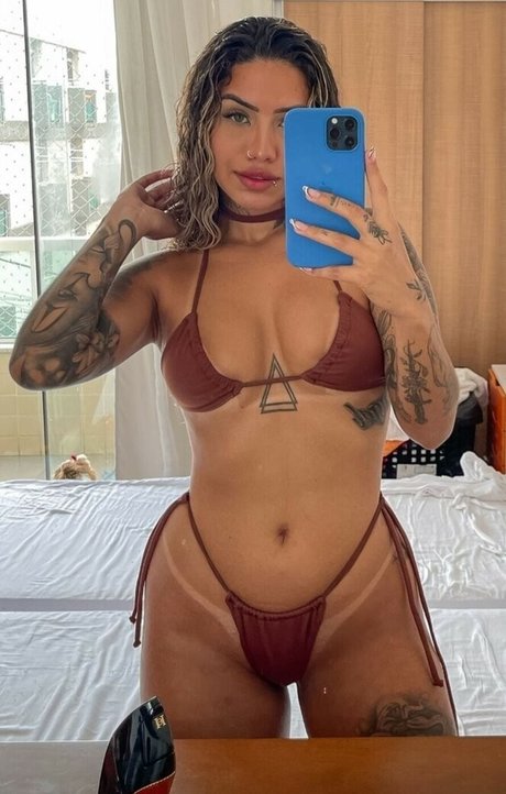 Carol Santos