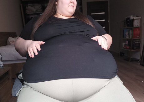 Foto desnuda filtrada de OnlyFans de Fluffymaya98