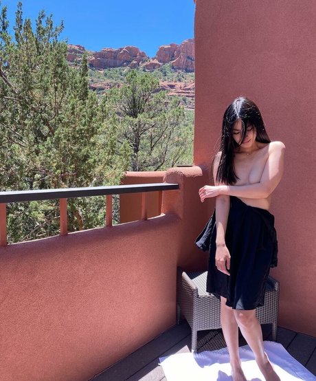 Foto desnuda filtrada de OnlyFans de Aveline Liu