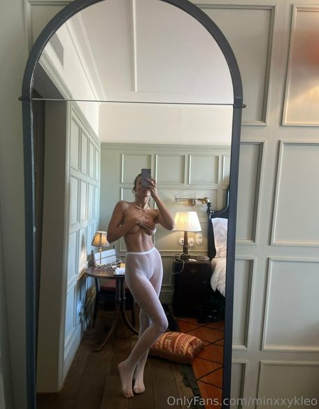 Foto desnuda filtrada de OnlyFans de Mialarelle
