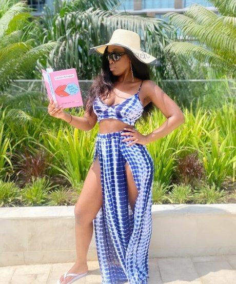 TV Shopping Presenters