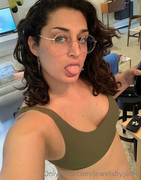 Jewelsbyjules