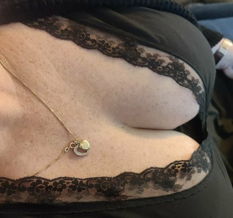Julieboobs