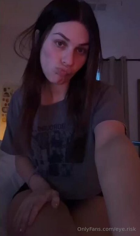 Foto desnuda filtrada de OnlyFans de Eyeriskkk