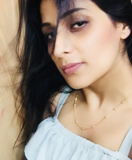 Foto desnuda filtrada de OnlyFans de Vansheen Verma Sumbriya