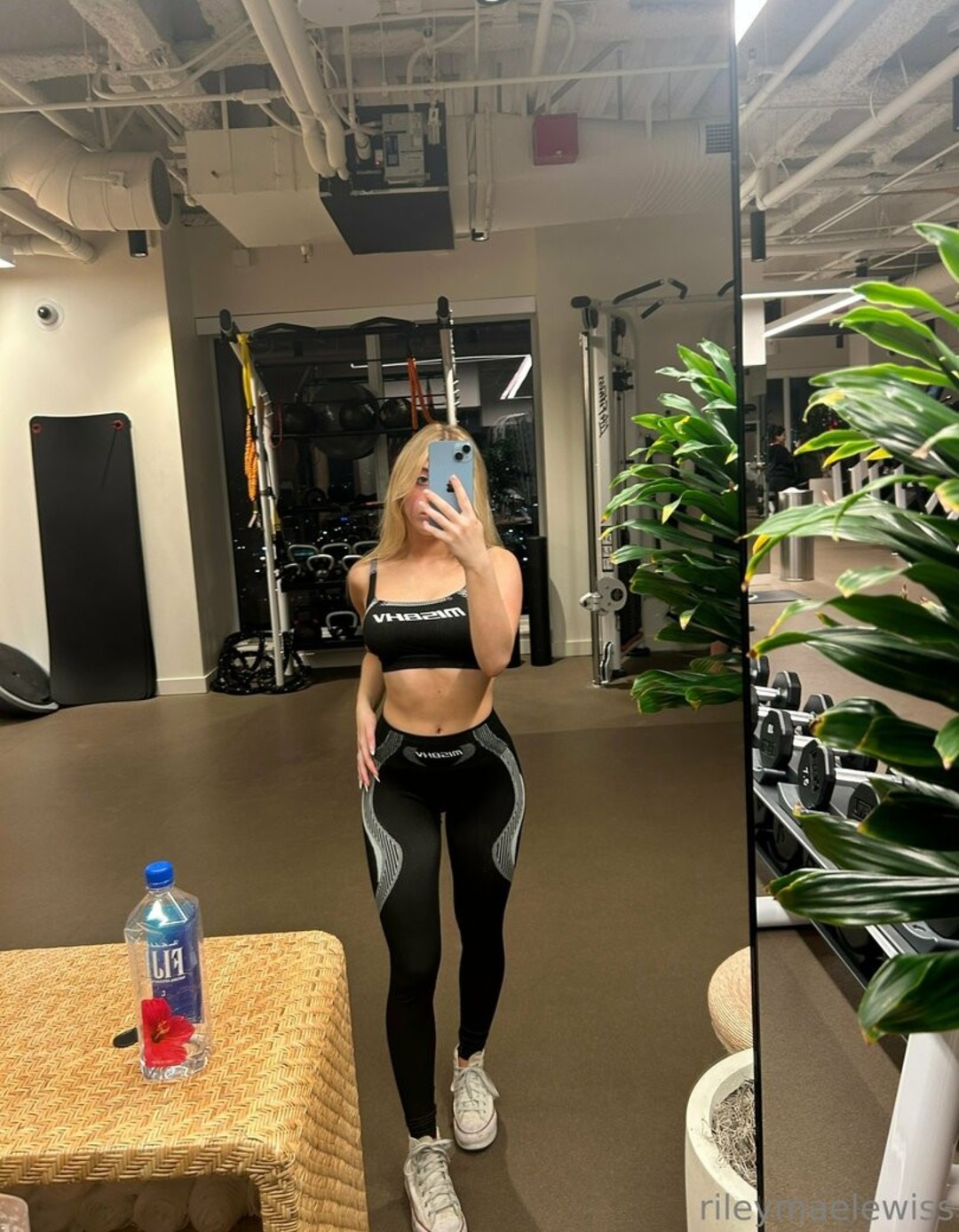 Foto desnuda filtrada de OnlyFans de Rileymaetwo #13 Foto desnuda filtrada de OnlyFans de Rileymaetwo #13