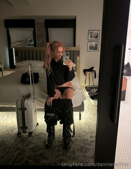 Foto desnuda filtrada de OnlyFans de Dannie Riel