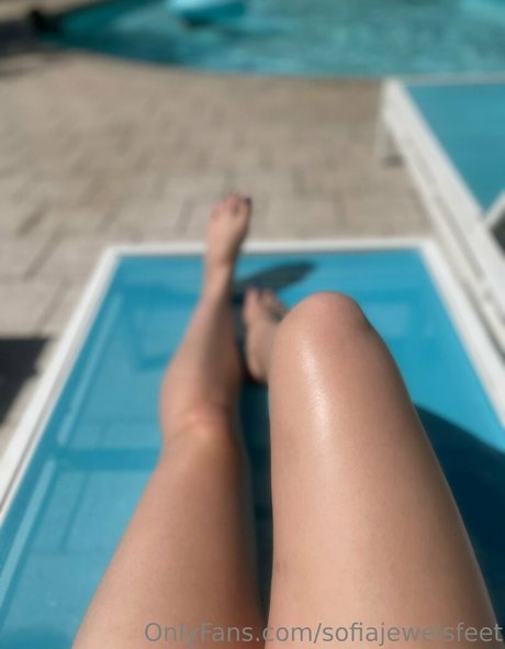 Sofiajewelsfeet