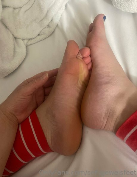 Sofiajewelsfeet