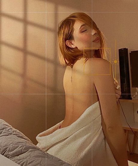 Foto desnuda filtrada de OnlyFans de Ateneastone