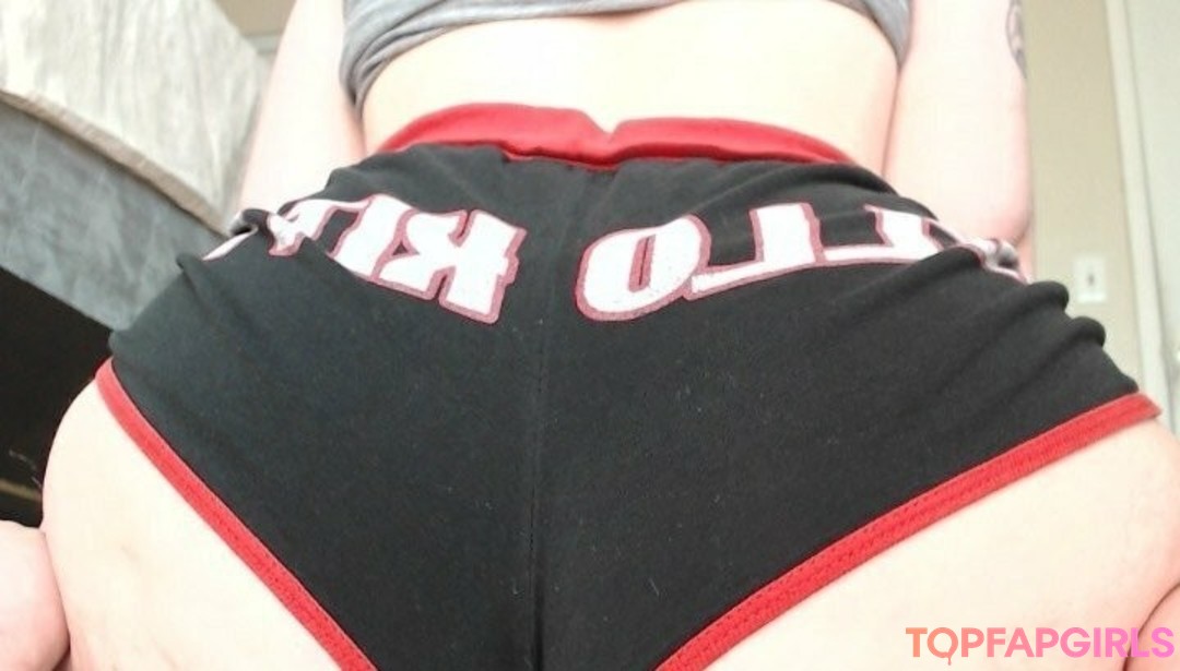 Foto desnuda filtrada de OnlyFans de Katiiemaedagoat #14 Foto desnuda filtrada de OnlyFans de Katiiemaedagoat #14