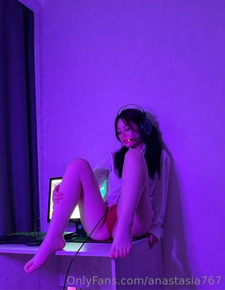 Anastasia 767