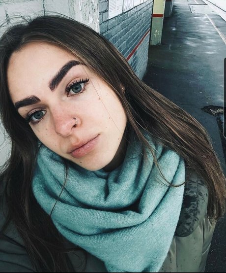 Nikolinanikolina