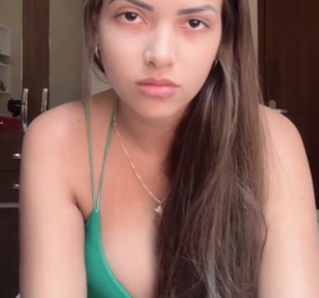 Foto desnuda filtrada de OnlyFans de Larinha
