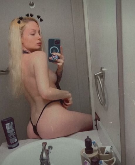 Jeneveve Brown