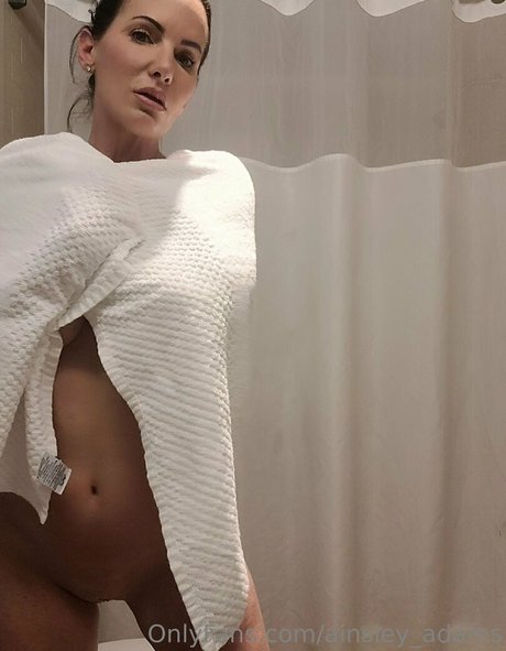 Ainsleyadams