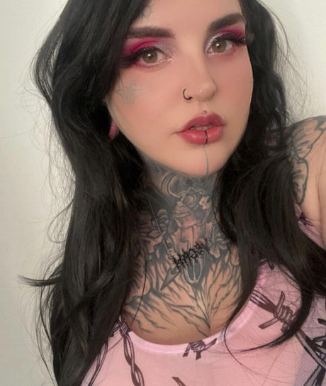 Foto desnuda filtrada de OnlyFans de Rebbeccwynter