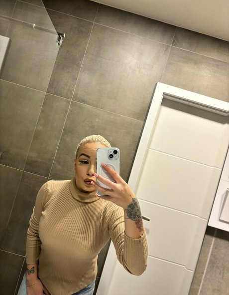 Foto desnuda filtrada de OnlyFans de Candyylovee99