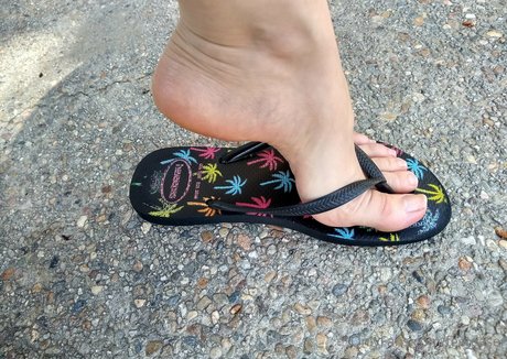 Feeteaser