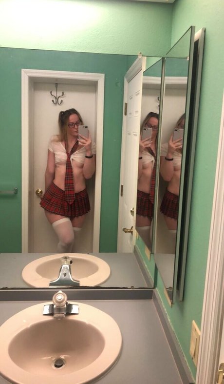 Nicoleekait