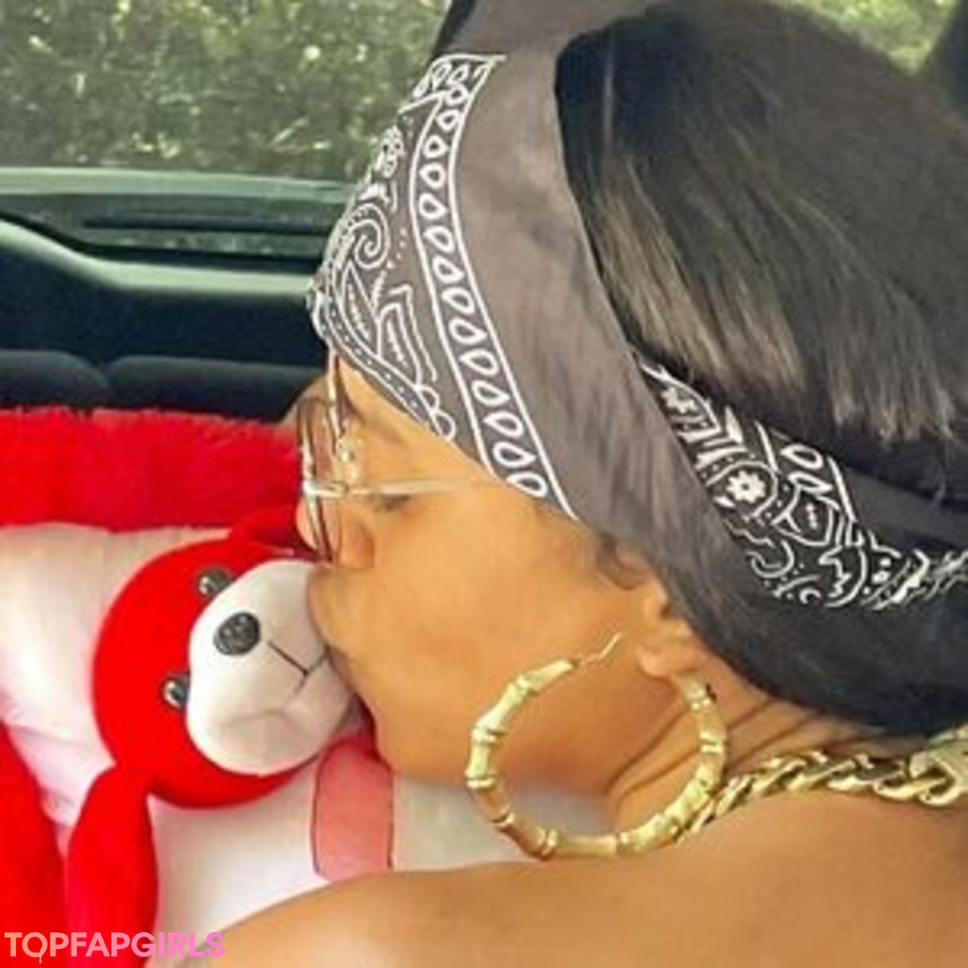 Foto desnuda filtrada de OnlyFans de Yeraldincom1oficial #66 Foto desnuda filtrada de OnlyFans de Yeraldincom1oficial #66