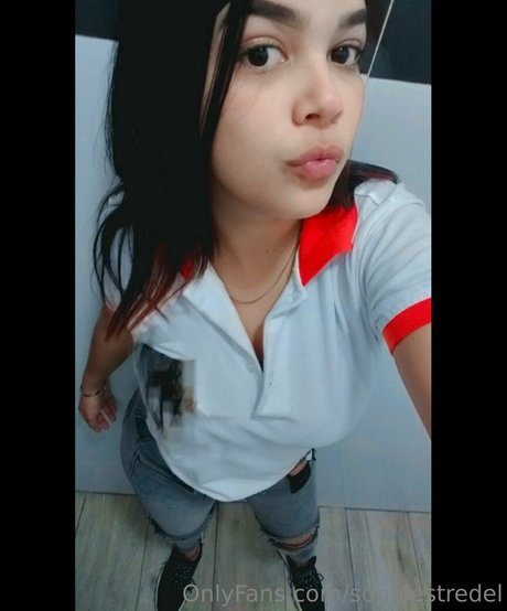 Foto desnuda filtrada de OnlyFans de Sofiaonly18