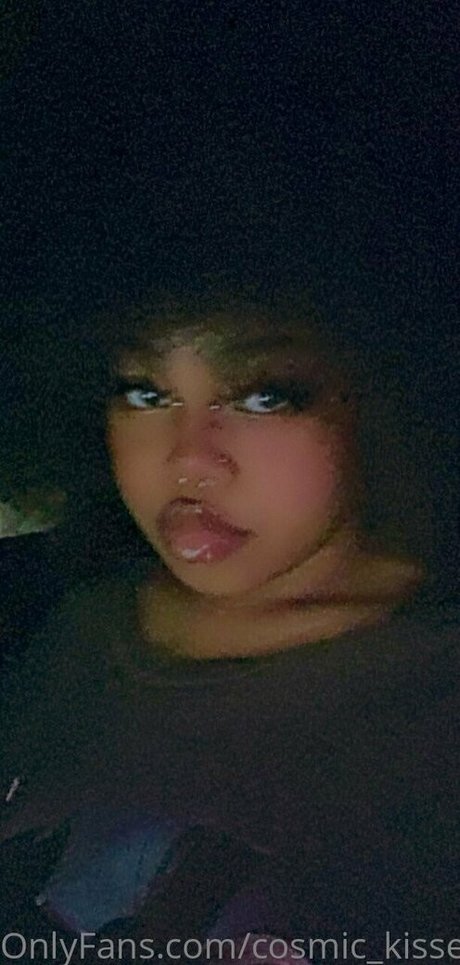 Foto desnuda filtrada de OnlyFans de Cosmickisses20