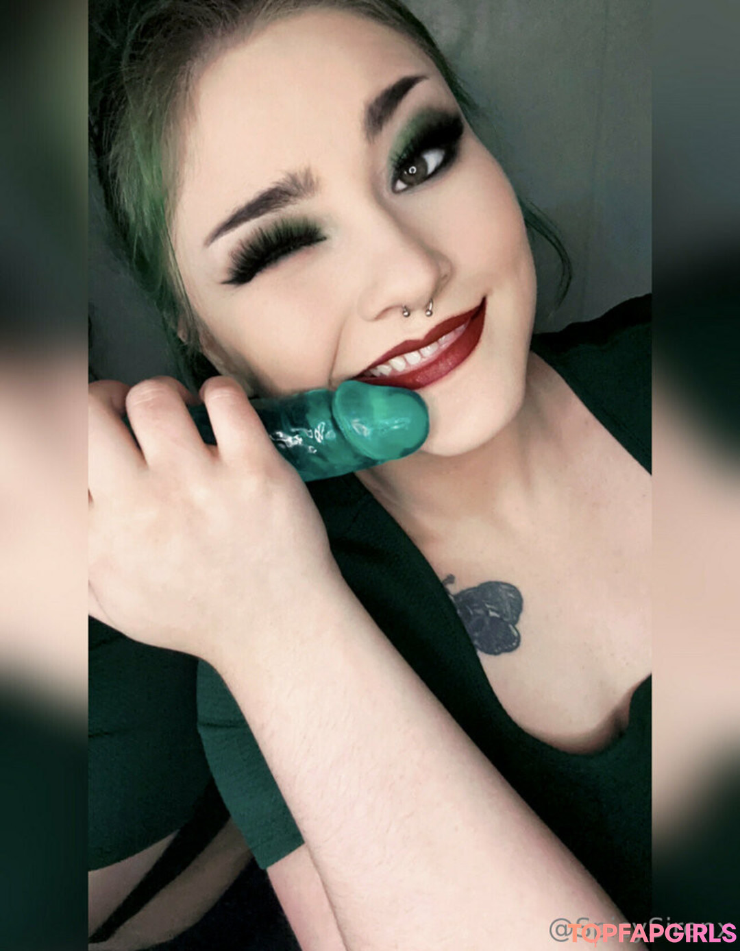 Foto desnuda filtrada de OnlyFans de Spicy Siren #74 Foto desnuda filtrada de OnlyFans de Spicy Siren #74