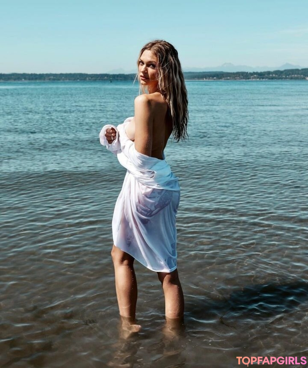 Foto desnuda filtrada de OnlyFans de Julia Miller #60 Foto desnuda filtrada de OnlyFans de Julia Miller #60