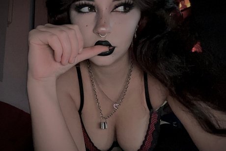 Foto desnuda filtrada de OnlyFans de Hellokitty666