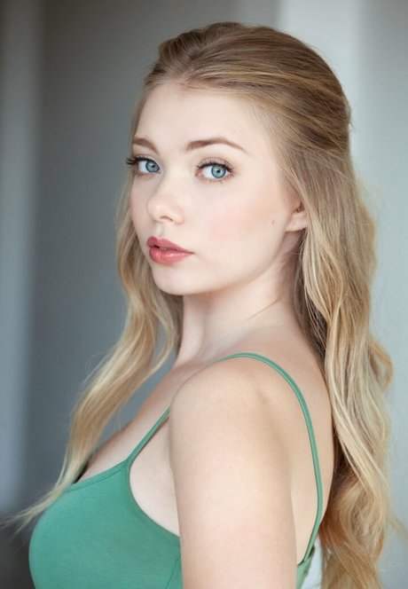 Foto desnuda filtrada de OnlyFans de Emilia Mccarthy