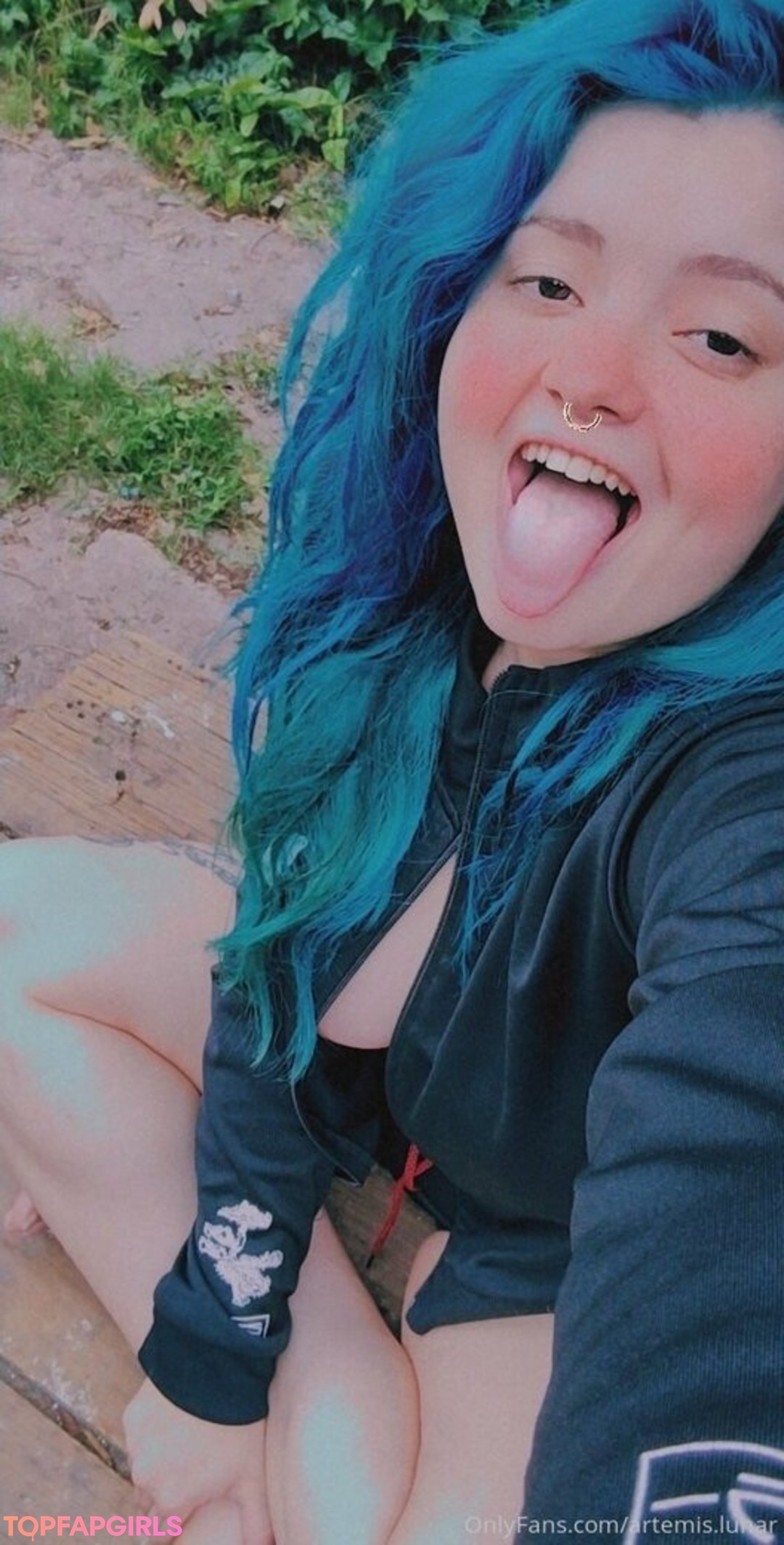 Foto desnuda filtrada de OnlyFans de Geekgirl420 #16 Foto desnuda filtrada de OnlyFans de Geekgirl420 #16