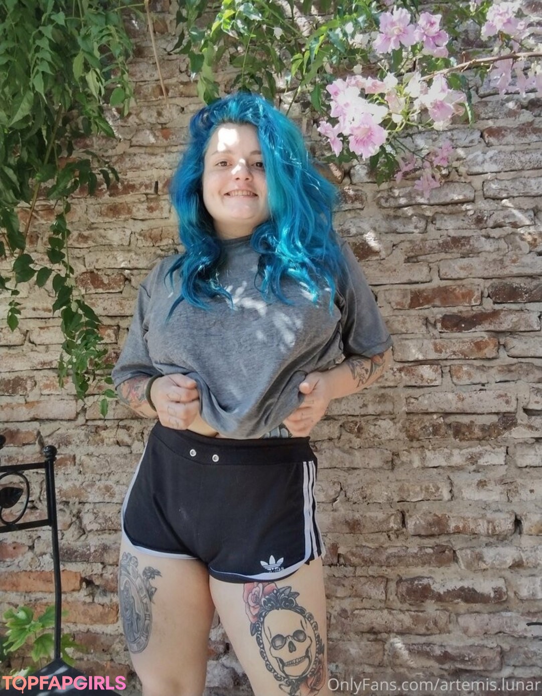 Foto desnuda filtrada de OnlyFans de Geekgirl420 #18 Foto desnuda filtrada de OnlyFans de Geekgirl420 #18