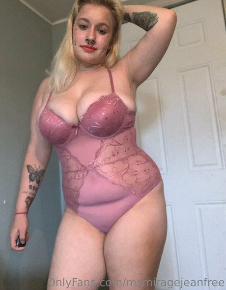 Foto desnuda filtrada de OnlyFans de Msmiragejeanfree