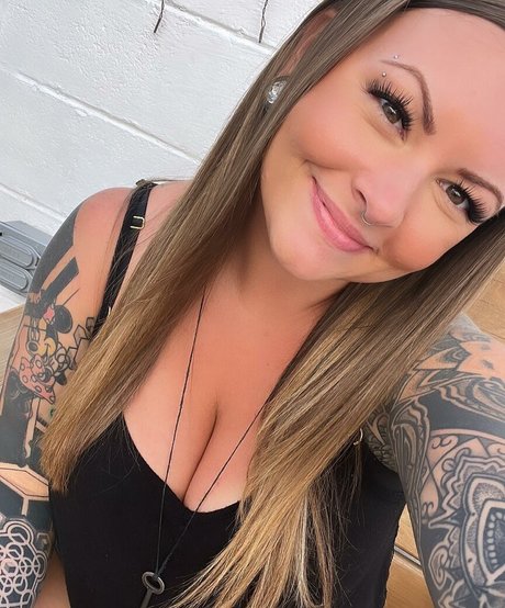 Foto desnuda filtrada de OnlyFans de Littleamyyyy