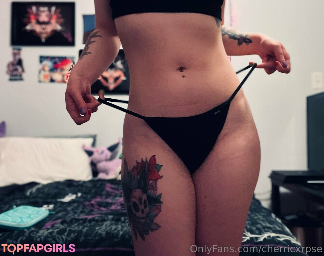 Foto desnuda filtrada de OnlyFans de Cherricxrpse #15 Foto desnuda filtrada de OnlyFans de Cherricxrpse #15