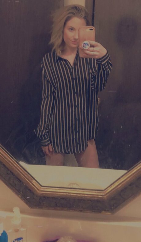 Foto desnuda filtrada de OnlyFans de Lionesskitten
