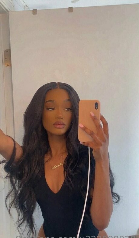 Foto desnuda filtrada de OnlyFans de Unboxingbrandy
