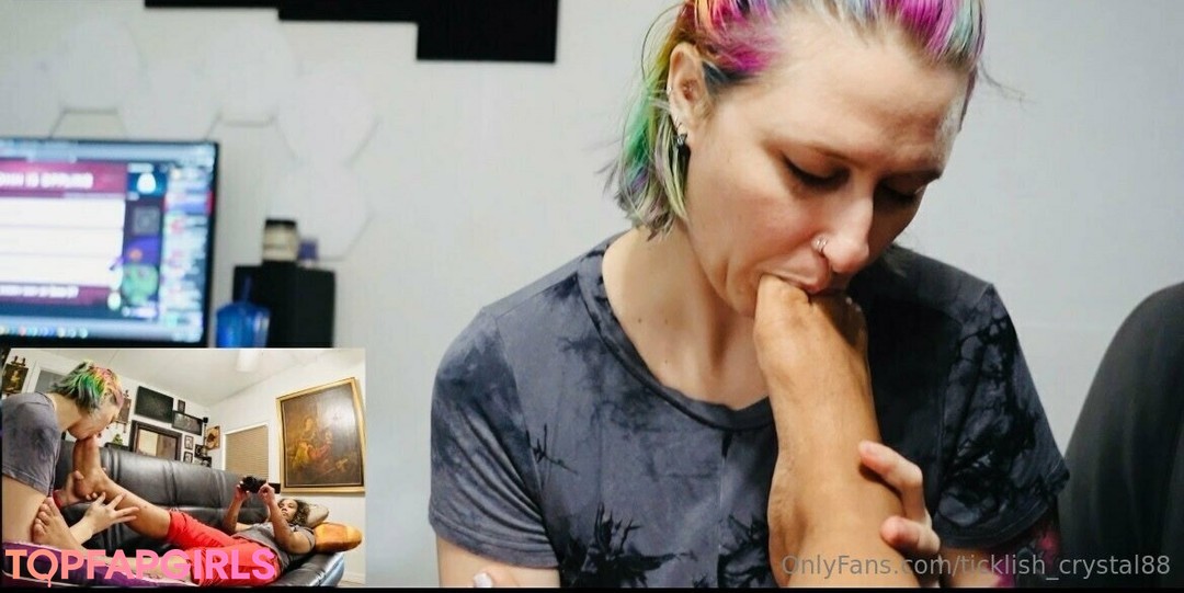 Foto desnuda filtrada de OnlyFans de Ticklishcrystal88 #13 Foto desnuda filtrada de OnlyFans de Ticklishcrystal88 #13